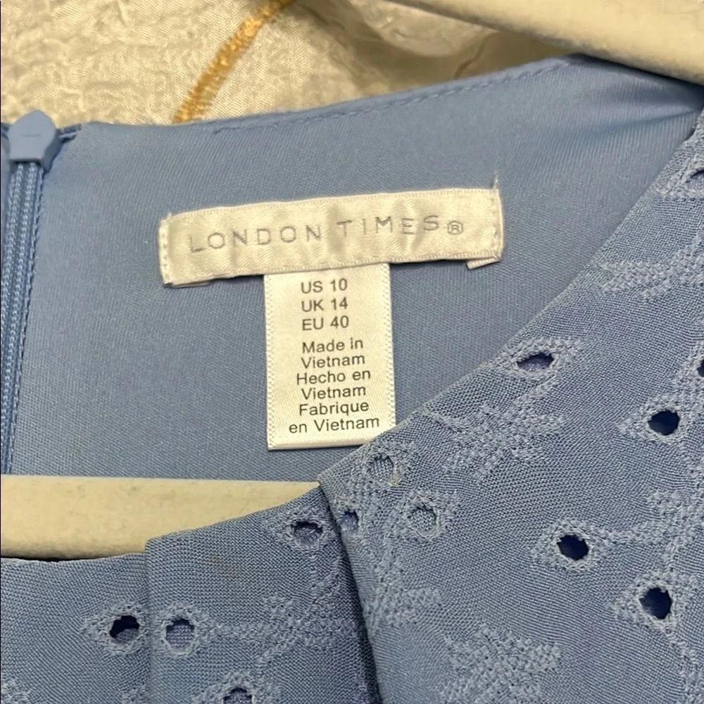 London Times Blue Crew Neck Sleeveless Midi Dress - Picture 2 of 9